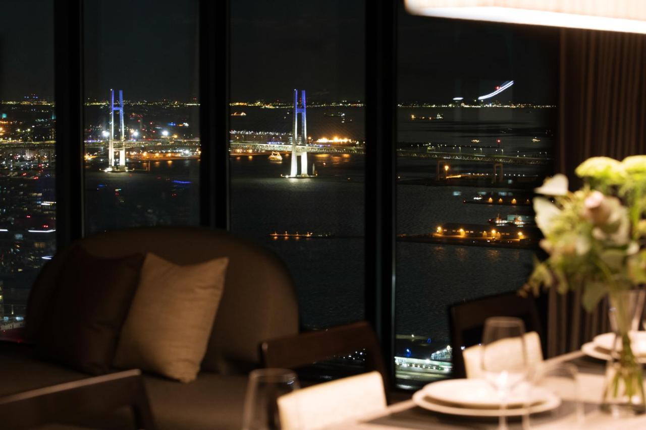 Oakwood Suites Yokohama 横滨 外观 照片 View from a suite at the Ritz-Carlton, Dubai